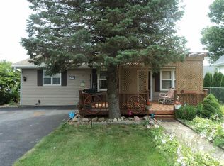 208 N Runkle St, Hanna City, IL 61536