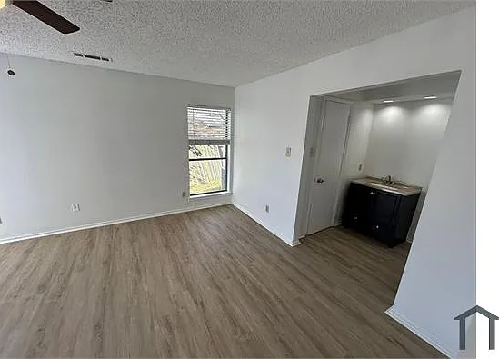 2270 Jackson Cir — Photo 9