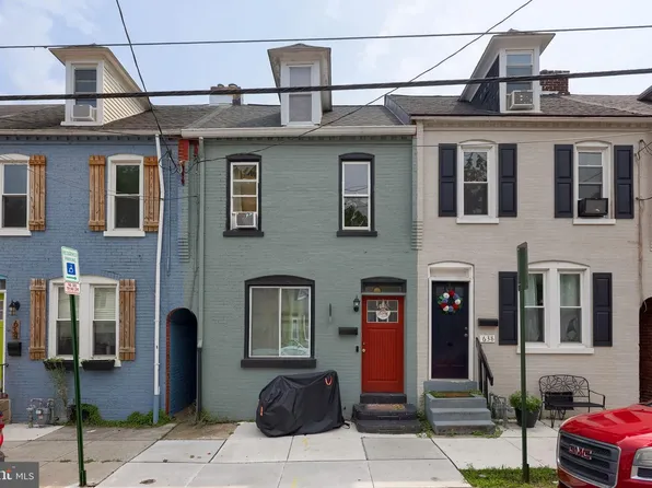 636 1st St, Lancaster, PA 17603