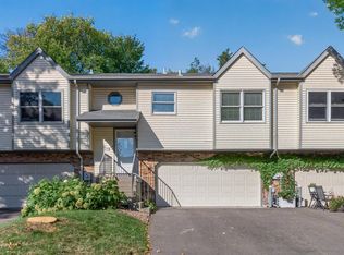 7359 Bren Ln, Eden Prairie, MN 55346