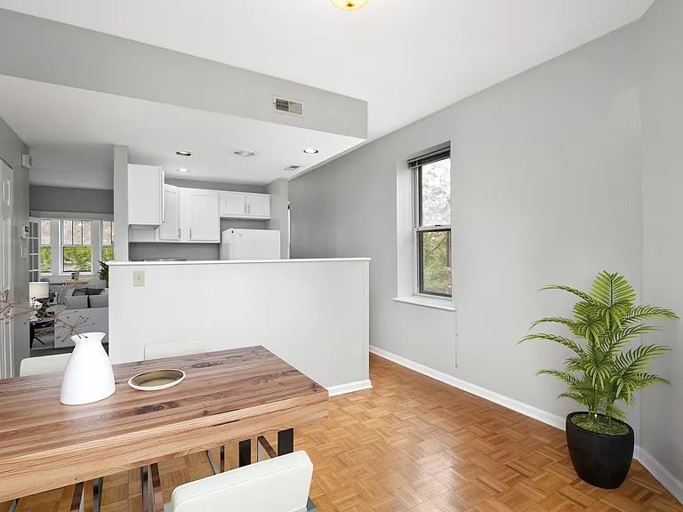 5803 Waterman Blvd #3W — Photo 6
