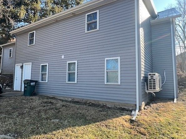 164 N Mad Anthony St, Millersburg, OH 44654