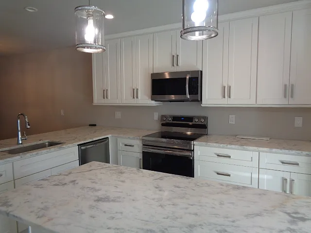 4722 SE 1st Pl #9 — Photo 8