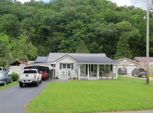 697 Highway 3404, Partridge, KY 40862