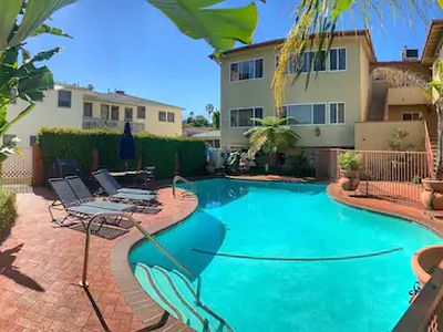 14934 Dickens St, Sherman Oaks, CA, 91403