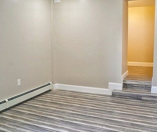 4th image of 146 Malden St #1