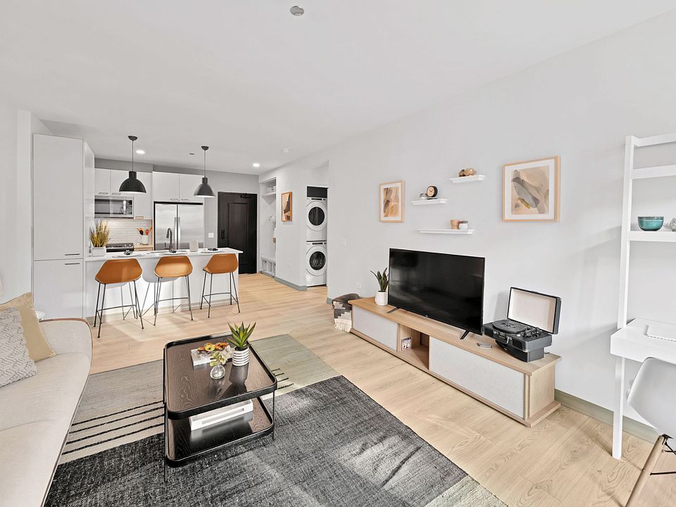 1st image of 2153 N Elston Ave #704