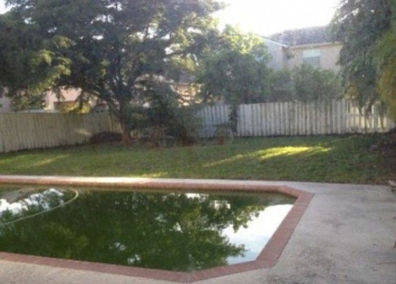 5th image of 1370 NW 187th Ave