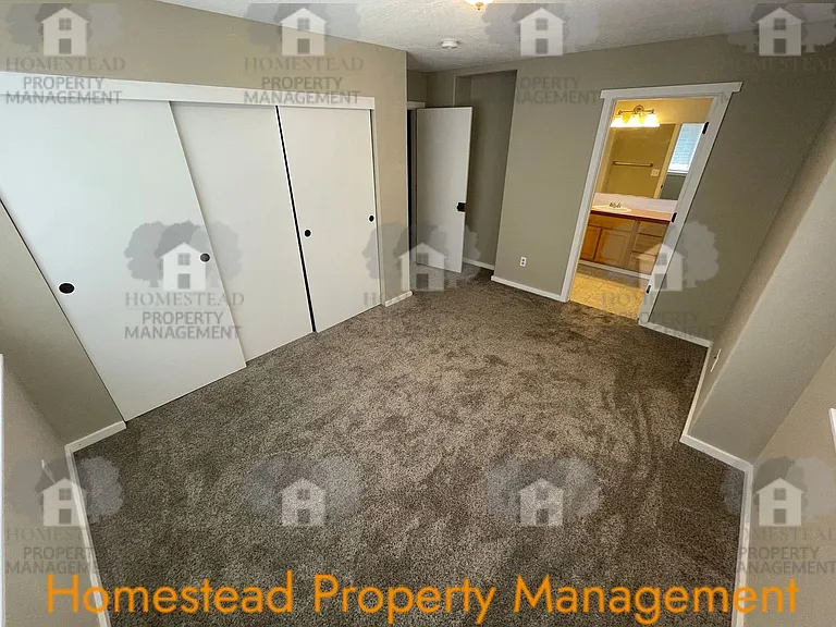 479 Broad St S — Photo 18