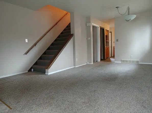 1441 Oakes Rd Unit 1, Racine, WI 53406