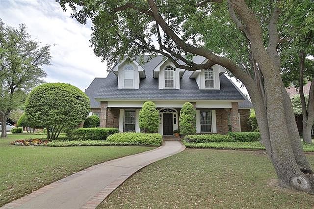 1st image of 2425 Whispering Oaks Ct