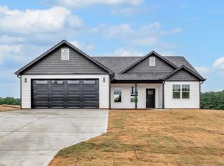 541 Bill Lattimore Rd, Chesnee, SC 29323