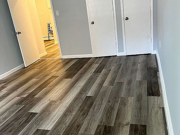 5th image of 2403 E 13th St APT 1B