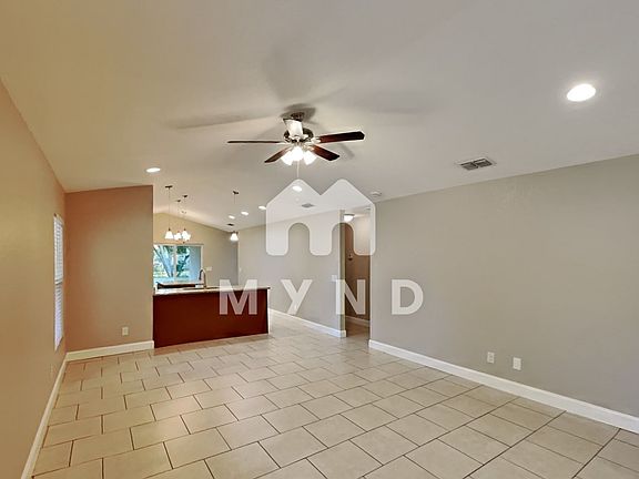 3rd image of 2249 E Magnolia St