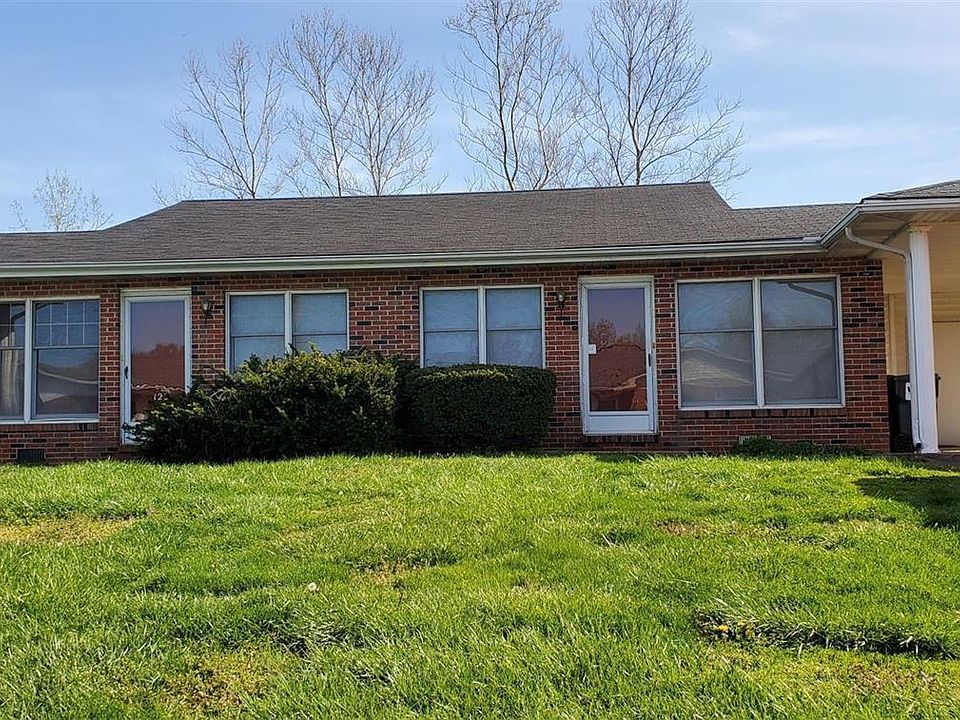 1st image of 120-122 Southgate Dr