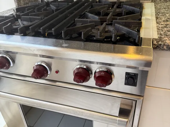 845 United Nations Plaza image 13 of 26