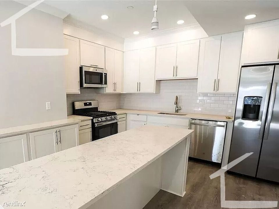 124 Kenrick St. #2 Boston - Brighton Unit Photo 2