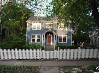 1632 Massachusetts St, Lawrence, KS 66044