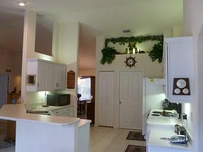 3rd image of 190 Belleaire Dr