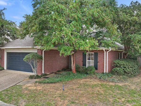 639 Camdenpark Dr, Ridgeland, MS 39157