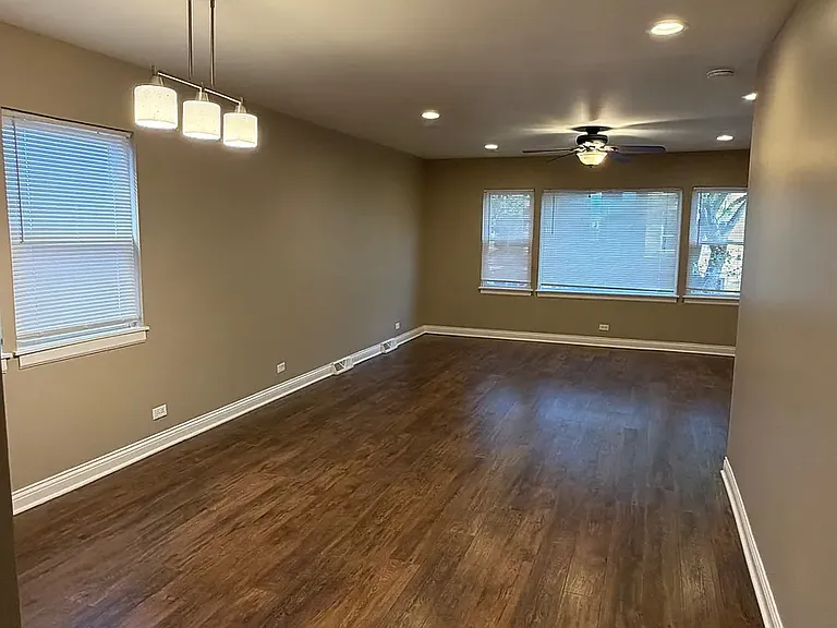 2316 W Arthur Ave #2 — Photo 56