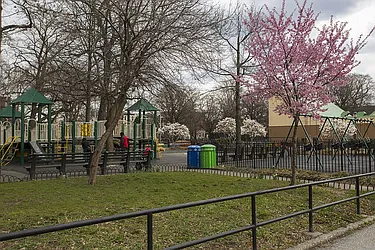 Rented by Dixon Advisory USA Inc.