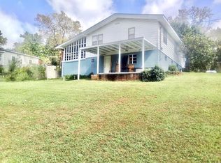 10104 Demick Dr, Mineral Point, MO 63660