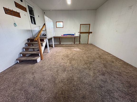2nd image of 404 14th St NW