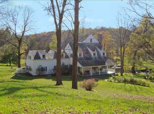 176 Schoolhouse Rd, Staatsburg, NY