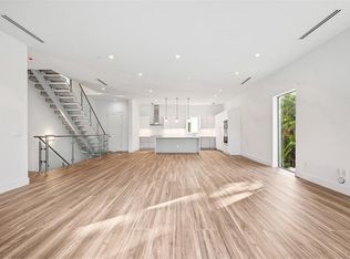 11 SE 11th Ave, Fort Lauderdale, FL 33301