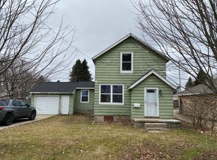 133 N Indiana Ave, Gaylord, MI 49735