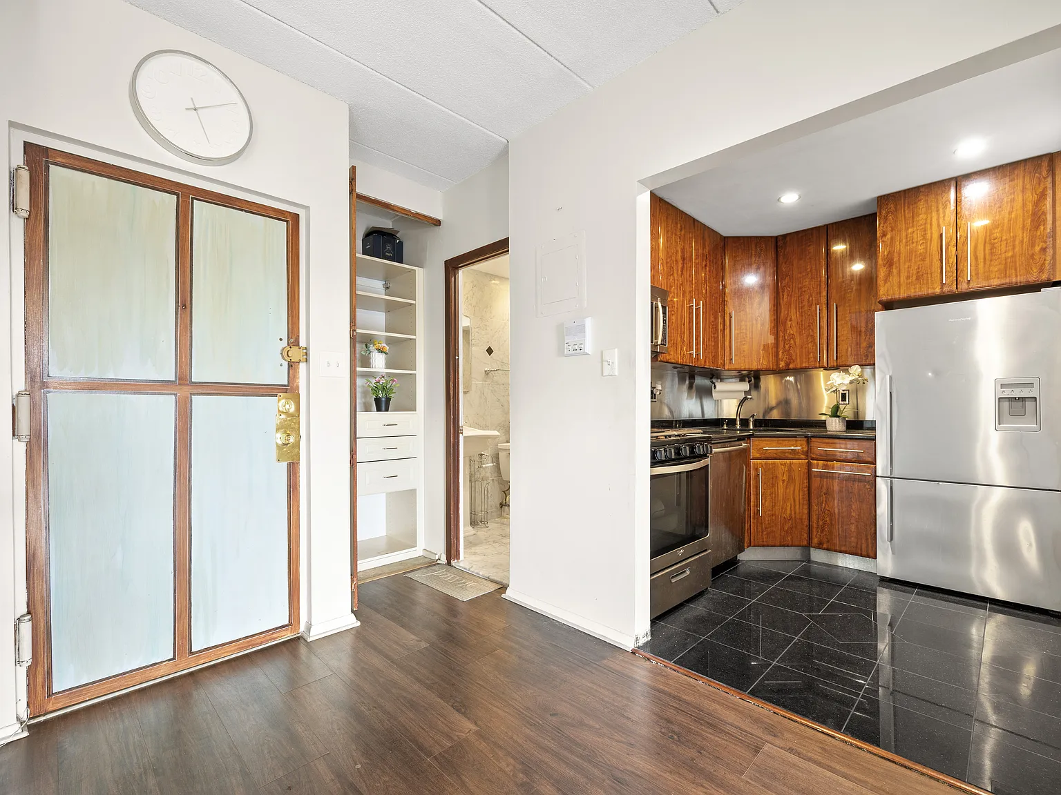 1 bed, $2,450 — Photo 3