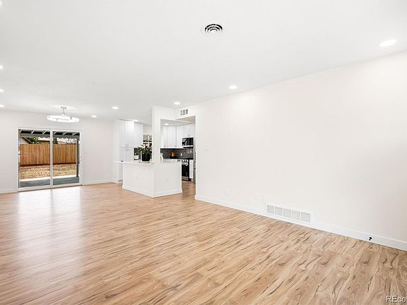 4th image of 769 Troy Court