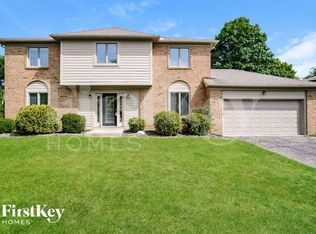 7703 Strathmoore Rd, Dublin, OH 43016