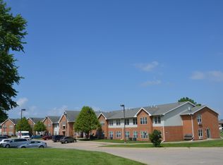 4010 E 42nd St, Des Moines, IA 50317
