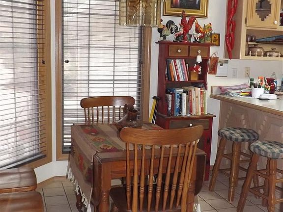 4th image of 2495 Cherry Hills Dr