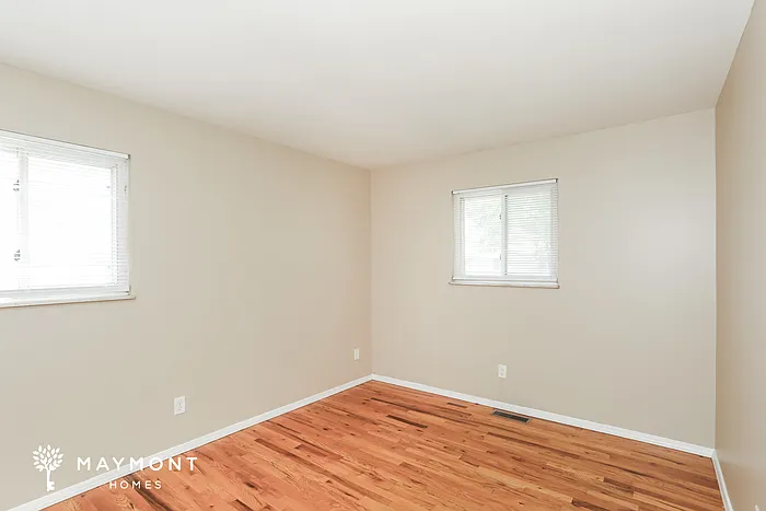 11374 Geneva Rd — Photo 10