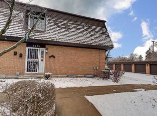 3238 Chestnut Dr, Flossmoor, IL 60422