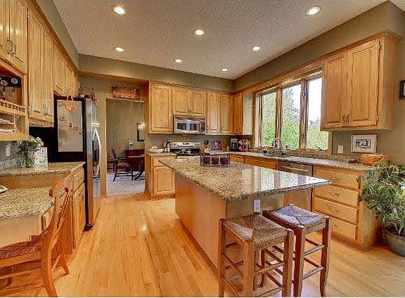 4th image of 6635 Mulberry Circle