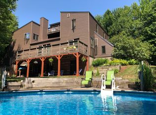 70 Maple Rdg, Underhill, VT 05489