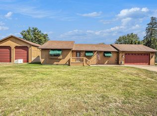 374 Monroe Blvd, Harsens Island, MI 48028