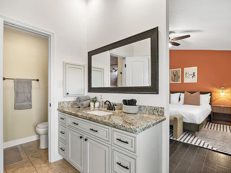16911 Hibiscus Ln — Photo 11