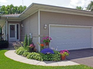 301 Lexington Pkwy S, Saint Paul, MN 55105