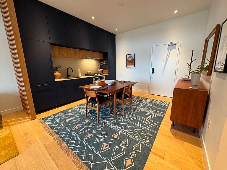 2745 NW Ordway Ave #308 — Photo 4