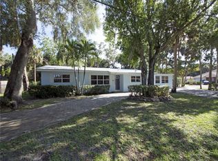 836 Royal Palm Blvd, Vero Beach, FL 32960