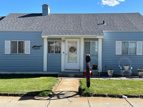 2nd image of 1513 N Woodlawn Ave