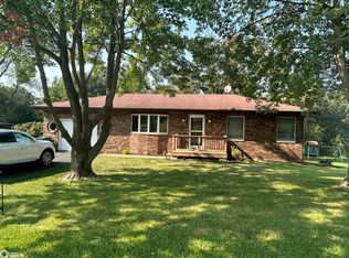 108 Teresa St, Agency, IA 52530