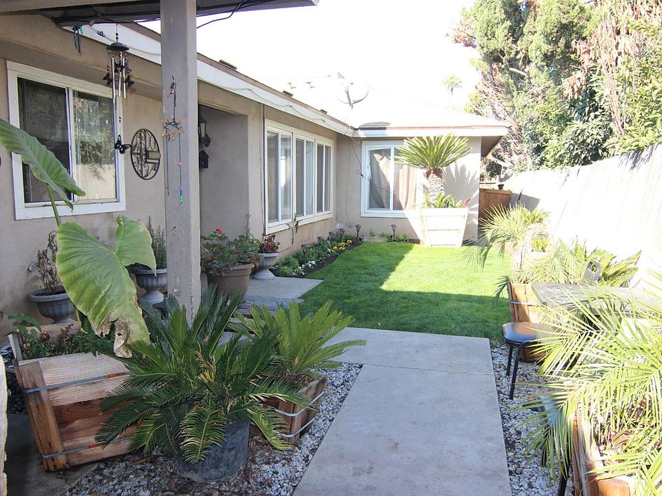 1st image of 2408 W Carmen Ave