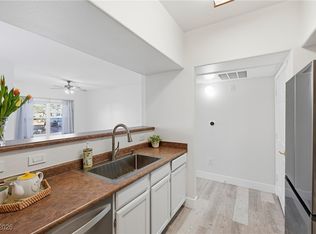 7255 W Sunset Rd APT 1050, Las Vegas, NV 89113
