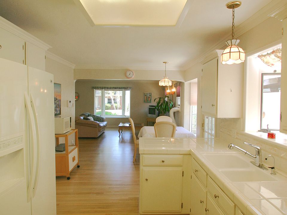 1st image of 24235 Los Codona Ave
